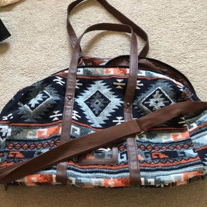 Aztec carry on